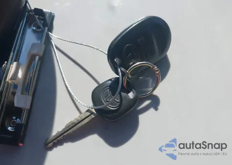 2009 Toyota Sienna Le z USA, uszkodzony, nr VIN 5TDZK23C89S251541